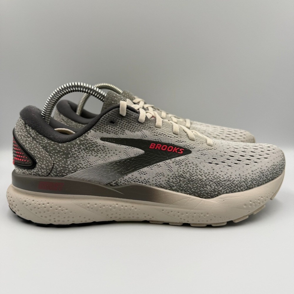 Brooks Ghost 16 Women's Size 10 Gray White Running Shoes Sneakers 1204071B006
